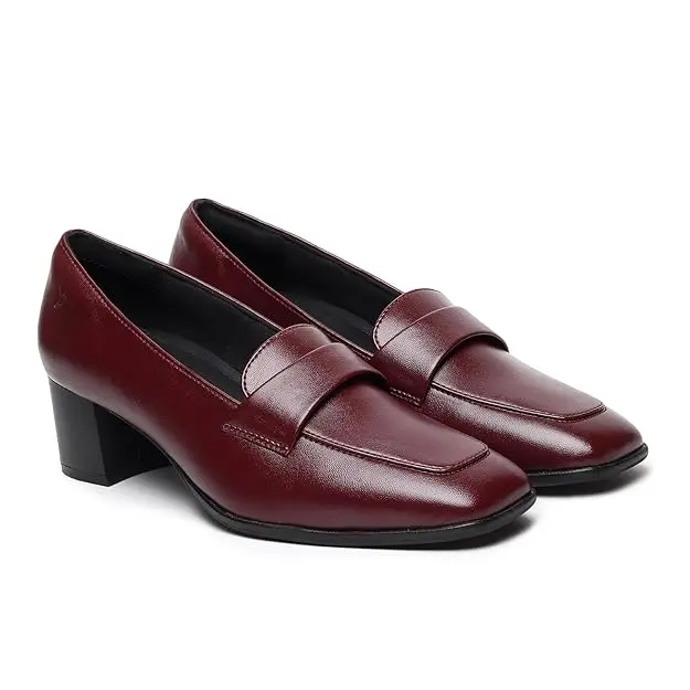 Minimalist Women’s Daily Wear Loafers