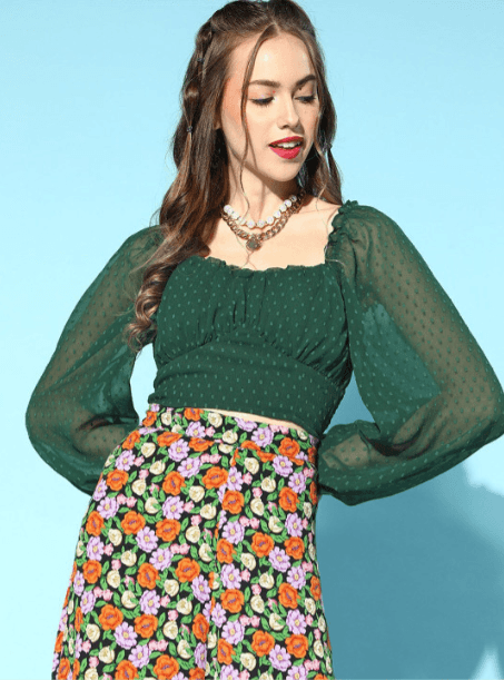 Berrylush Green Sweetheart Neck Smocked Crop Top