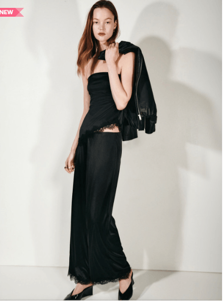 H&M – Lace-Trimmed Tube Top