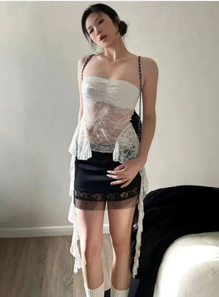 StyleCast x Revolte – Strapless Party Lace Crop Top StyleCast x Revolte – Strapless Party Lace Crop Top