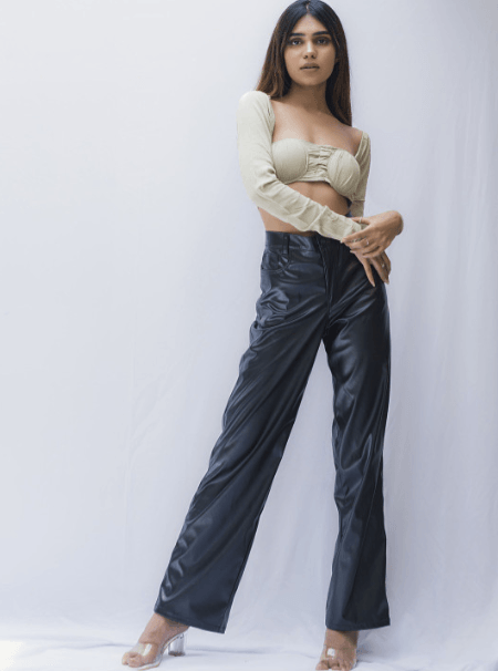 Label Hinal Jain Women Ribbed Square Neck Fitted Super Crop Top