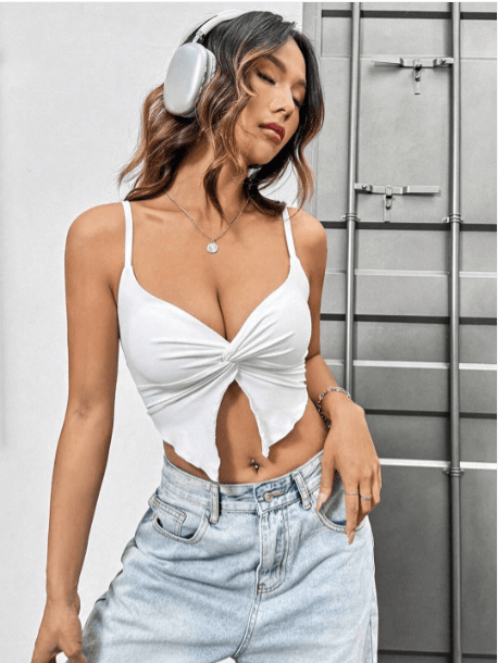 StyleCast Women Solid V-Neck Crop Top