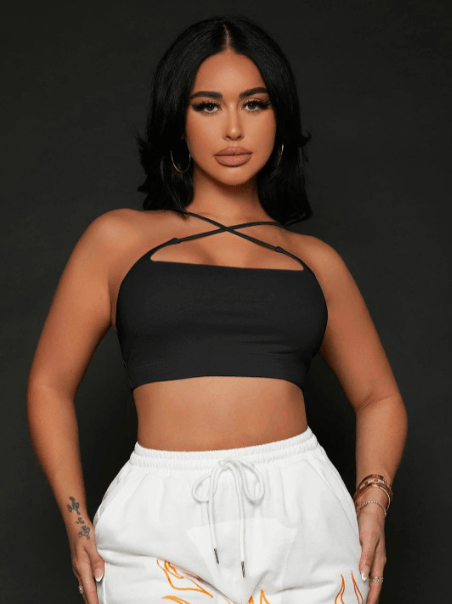 Stylecast X Slyck — Halter Neck Bandeau Style Fitted Crop Top Stylecast X Slyck — Halter Neck Bandeau Style Fitted Crop Top
