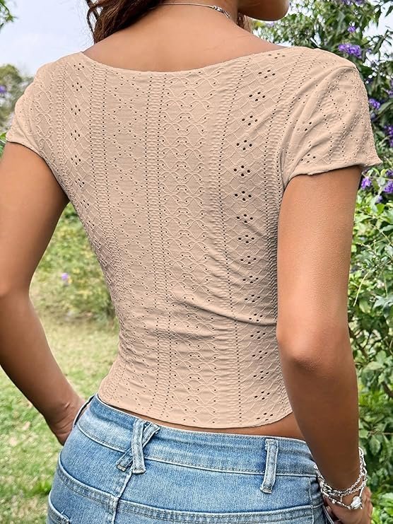 Sugathari beige short-sleeve Schiffl i crop top